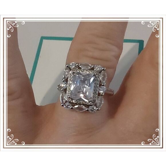 5.5 Carat Genuine Diamond Simulant Multi-Cut Shadowbox Ring Sz 8 - Picture 4 of 4